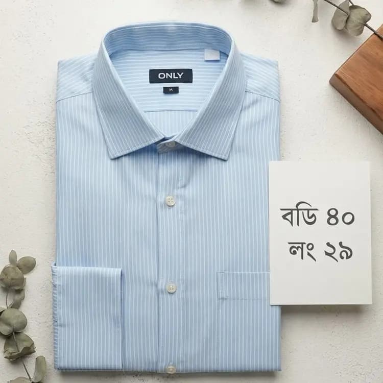 Light Blue Striped Shirt(Body: 40, Length: 29)