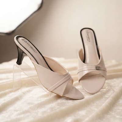 Cream Party Wear Kitten Heels